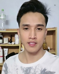 Tiến.